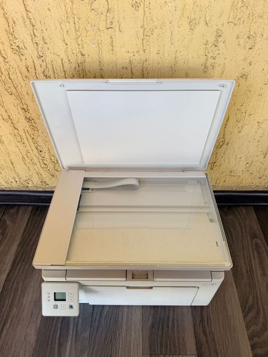 Продам принтер HP 3в1