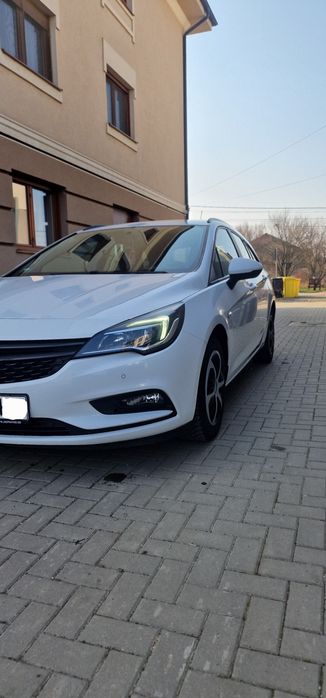 Opel astra k 1.6