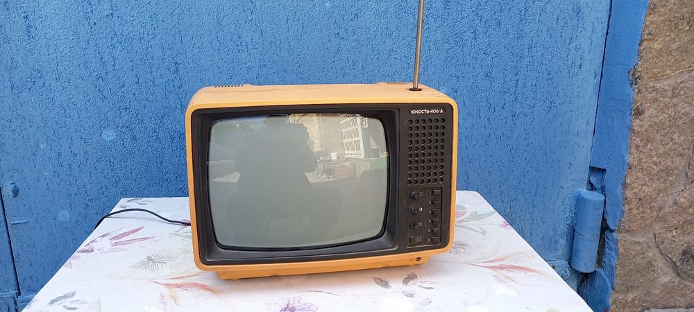 Продаю телевизоры плазменные и маленкие