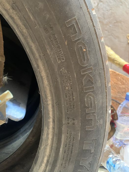 Продам шины б/у nokian 235/55/r19,