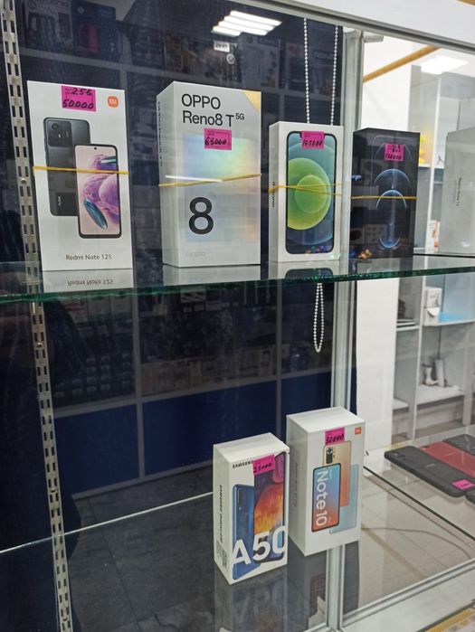 Samsung, Redmi, iPhone, Huawei, Oppo , Vivo