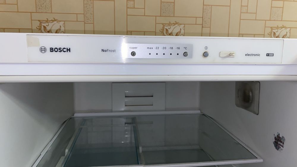Холодильник BOSCH