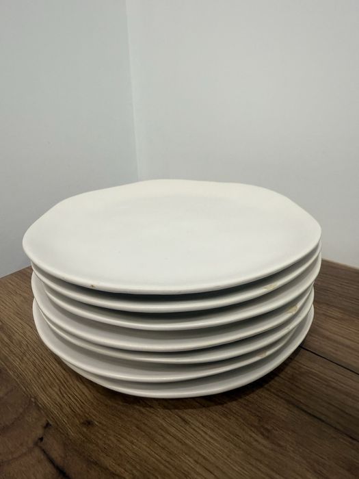 Тарелки матовые б/у