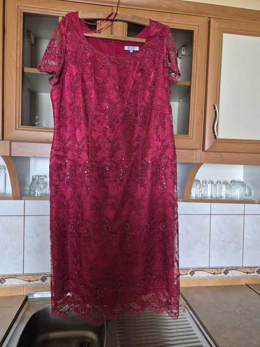Rochie elegantă!