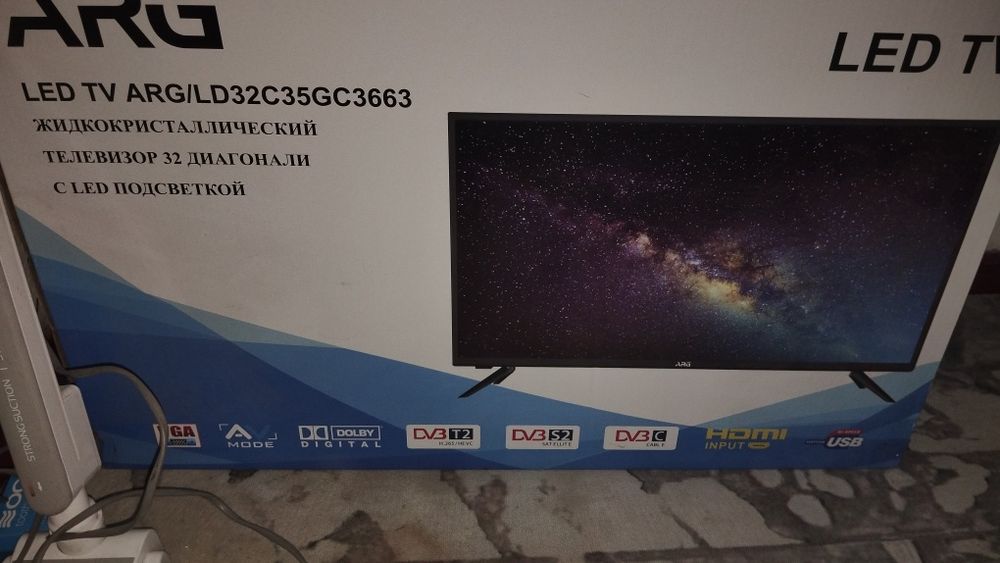Продам телевизоры 82 см без Смарта
