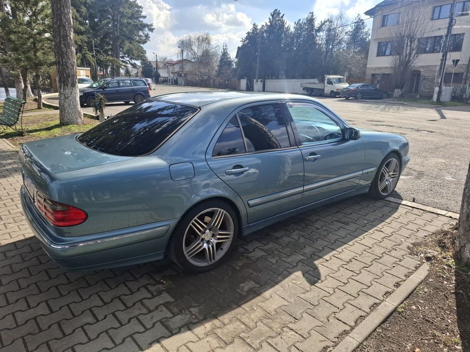MERCEDES-BENZ E-Class 2001 — imagine 5