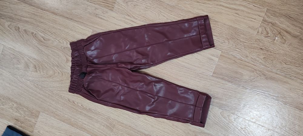 Продам детские вещи на 4 года  девачка