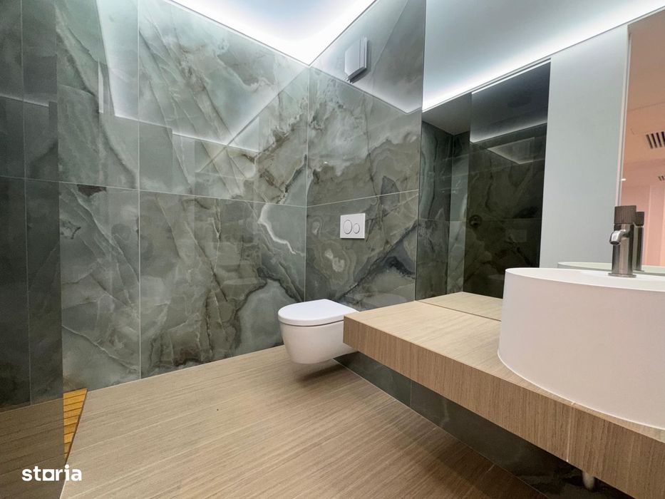 3 Camere || Cortina 126 || Erouiancu Nicolae