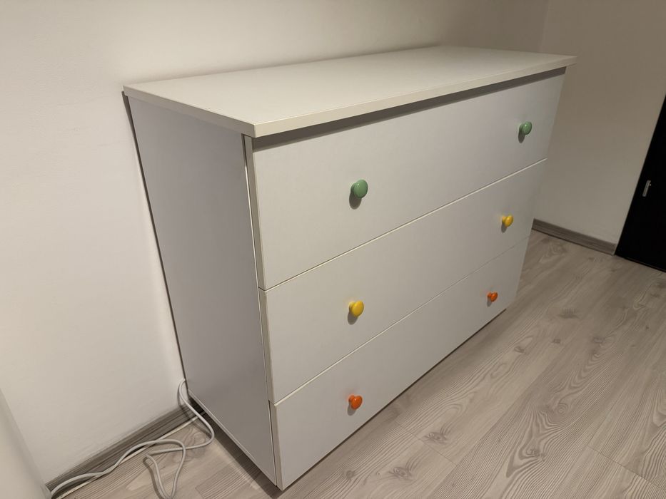 Comoda/dulap: 100x40x75(inaltimea)