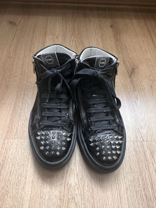 Sarbu atelier spikes