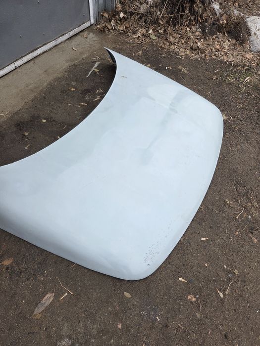 Капот ваз 2110.      .