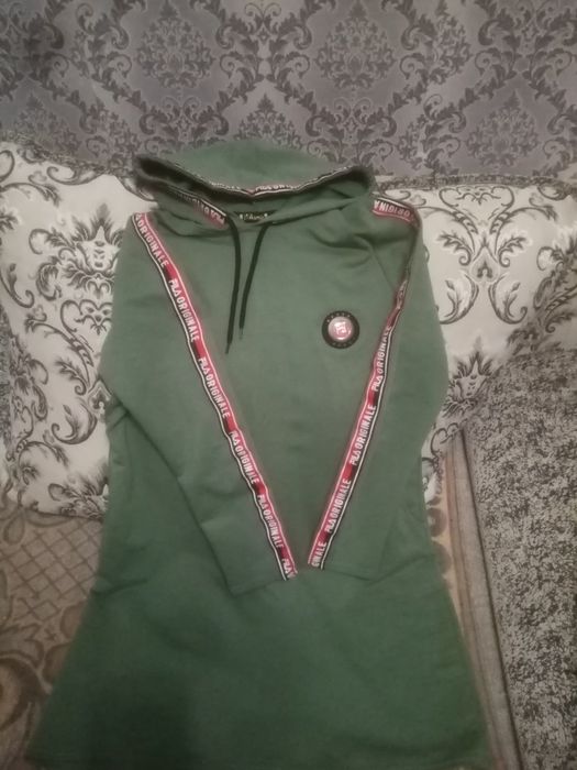 Женские платья б/у