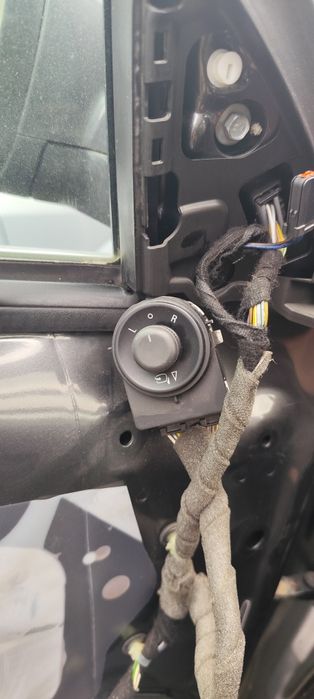 Опел инсигниа 2.0 cdti само на части