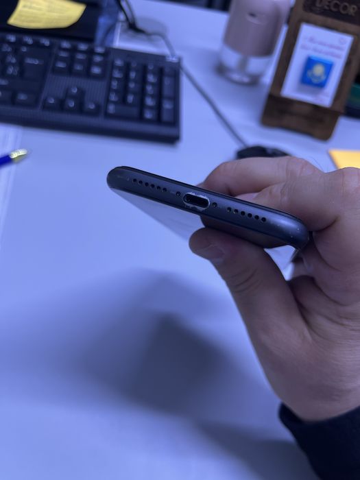 Смартфон Iphone 11