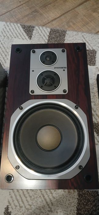 Boxe Hitachi hs -3 stare foarte buna