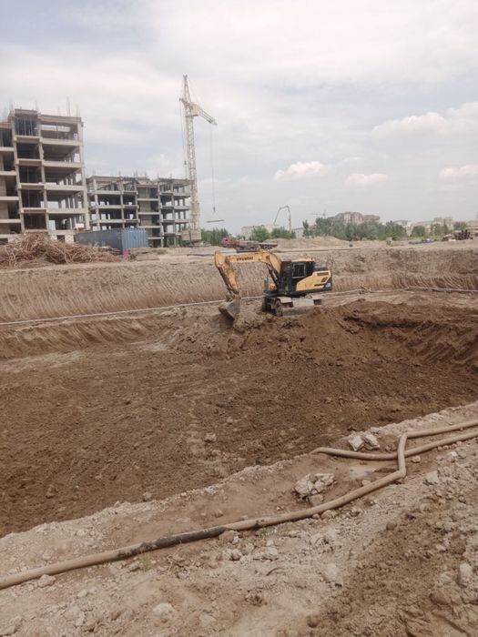 Ekskavator xizmatlari yangi texnika strella 7 metir kovsha 0.63 kuba