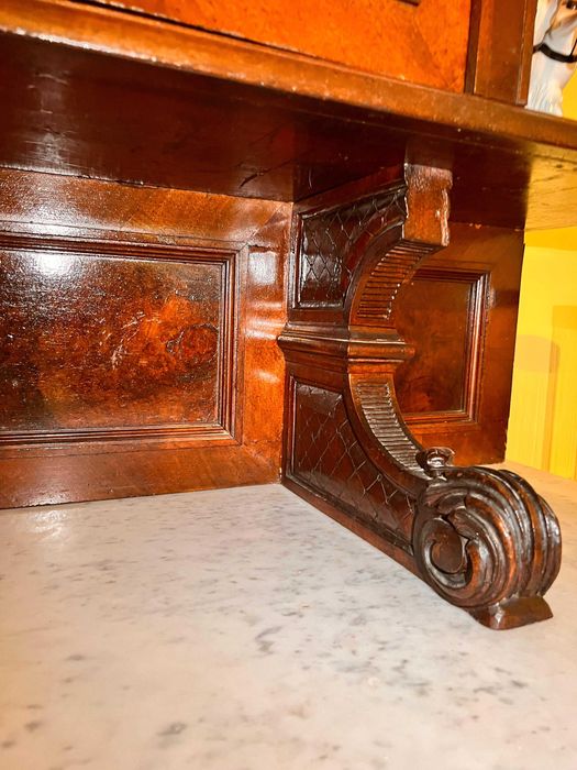 Mobilier monumental de epocă austro-ungar | cca. 1880–1905 | lemn masiv, marmură originală | piesă de colecție