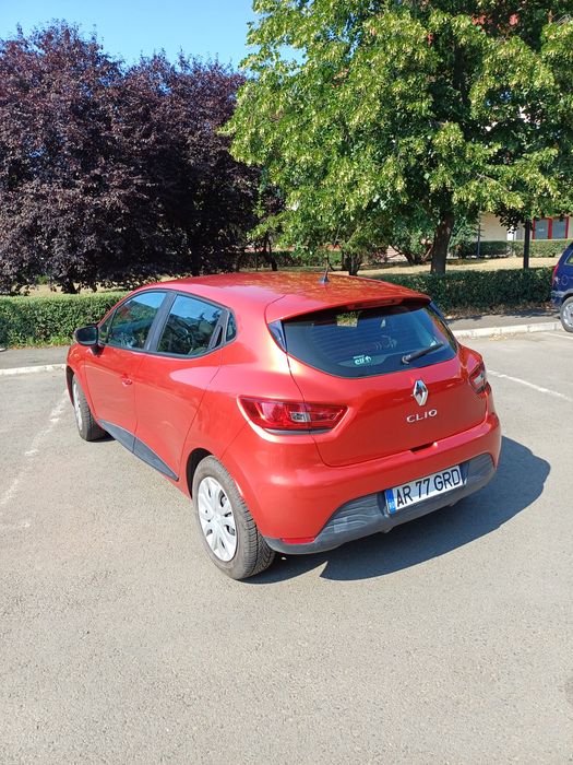 Vând Renault Clio 1.2 Benzină | 2016 |  54.000 km.