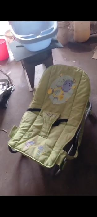 Продам срочно детскую ванночку и шезлону