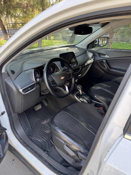 Chevrolet Tracker 2