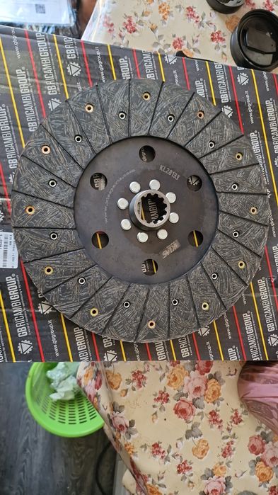 Disc ambreiaj tractor fiat 715 pe original dimensiuni 
Diametru total