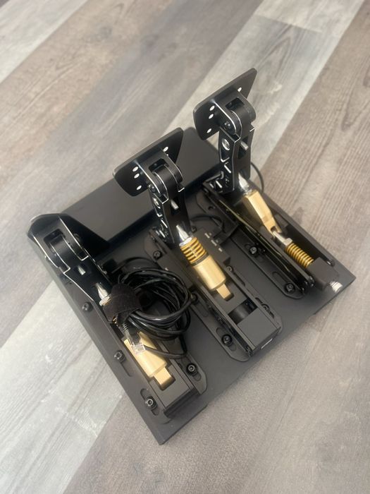 MOZA CRP педали за Gaming