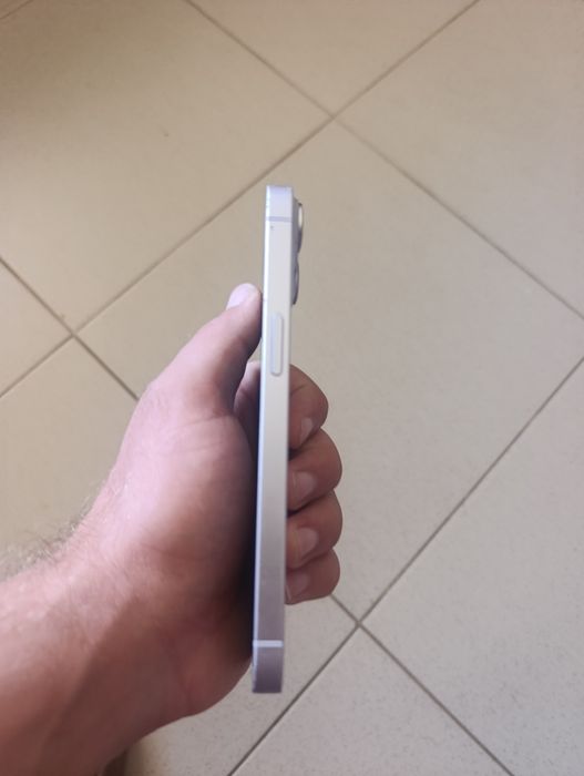 iPhone 14 Purple