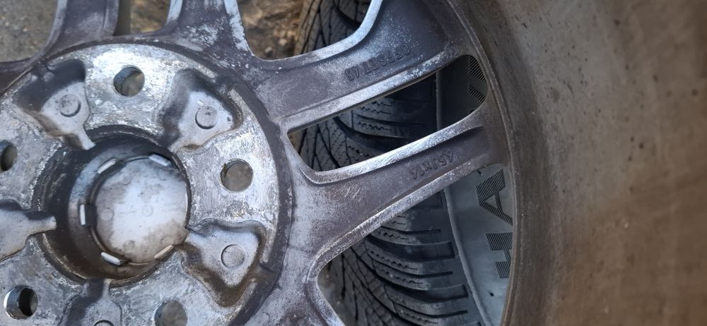 Лети Джанти с зимни Гуми 16 за SuV Hyundai Kia 5x114.3