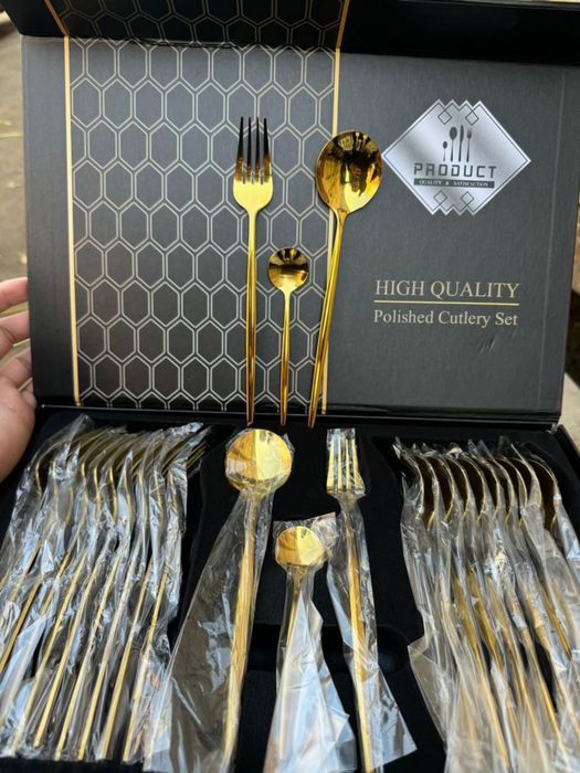 Женские перчатки