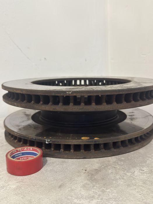 Тормазные тиски для камри 40 европец срочно