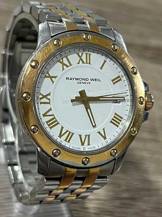 Часовник Raymond Weil Tango