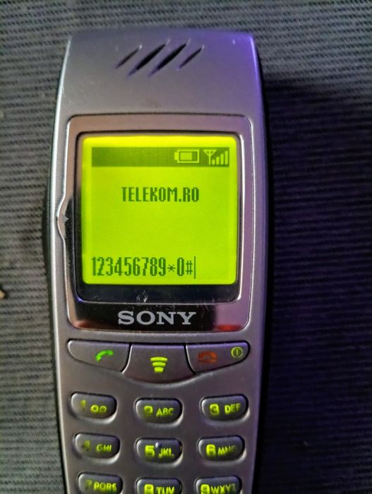 Sony CMD j70 ( decodat, baterie NOU NOUȚĂ)