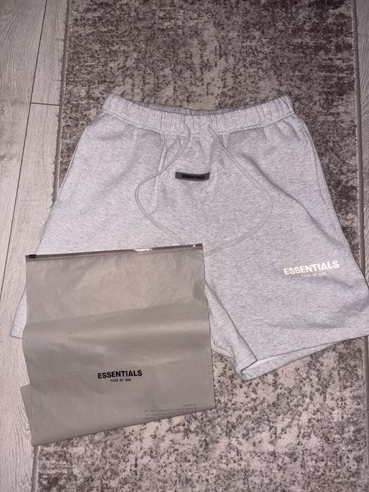 Pantaloni scurti marimea M