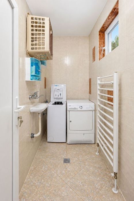 Продава се Къща в с. Старо село, Област Ловеч - 198 кв.м за 1339 €/кв.м - Снимка #9