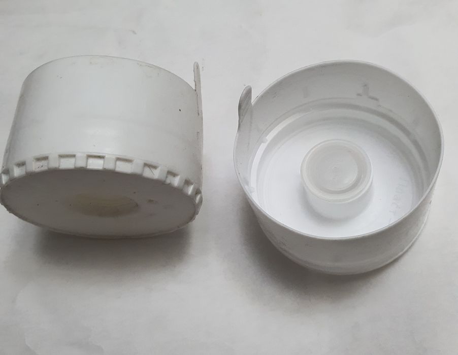 Крышки на бутыли