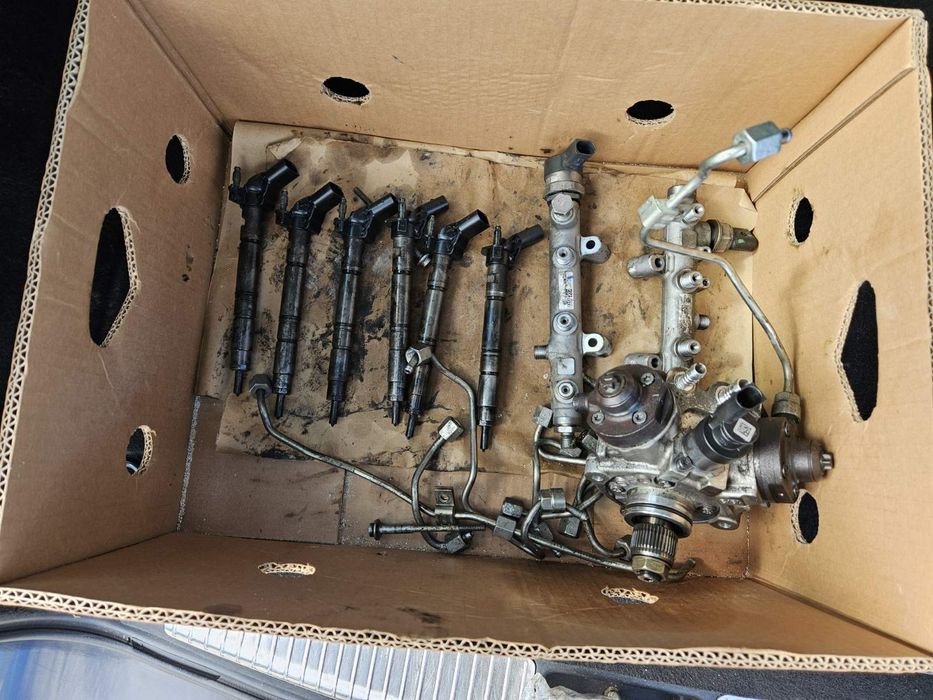 Помпа и дюзи за Audi A6 a7 3.0tdi 245ks 2012god