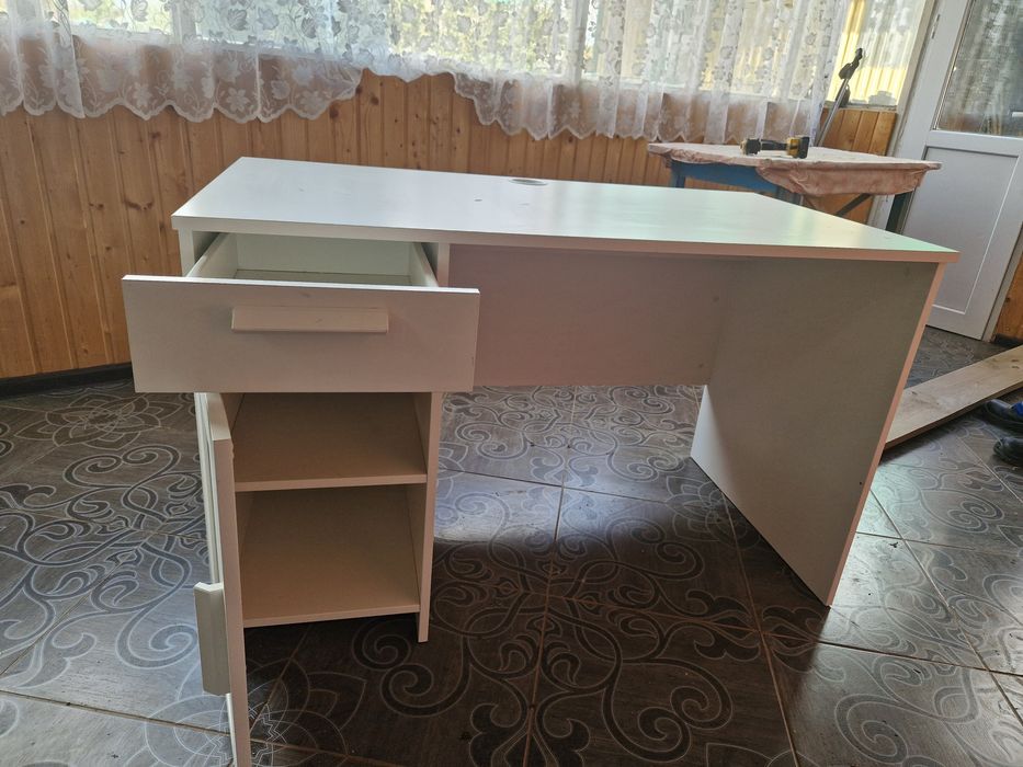 Продам журнальный стол