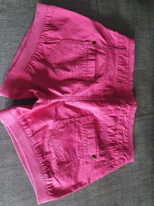 Pantaloni scurti Bershka