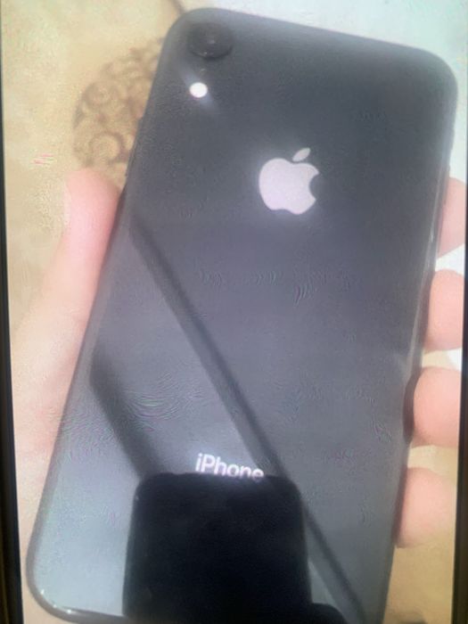Продам Iphone XR 64гб