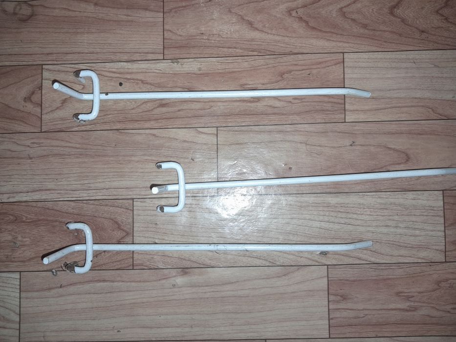 Крючки на экономпанели. Для эконом панелей