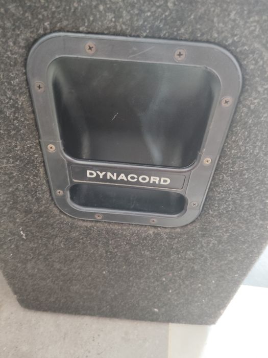 Vând boxe dynacord