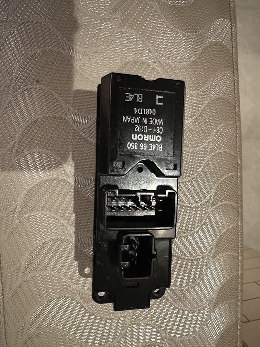 Управляващ блок за стъкла на мазда 323ф