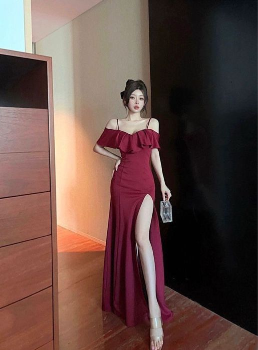 Платье женское красное