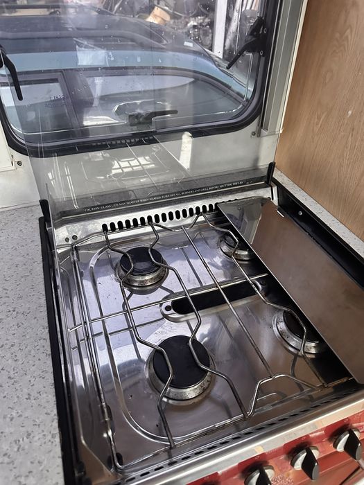 Каравана за двама+ малко дете