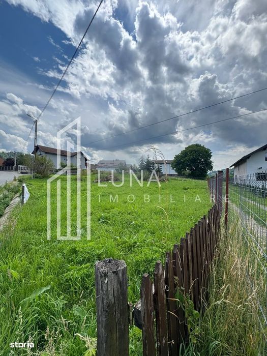 Teren intravilan 1.000 mp | Moieciu de Jos