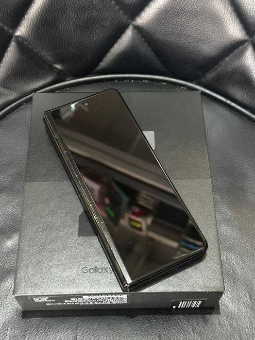 Samsung Fold 3 12 /512GB