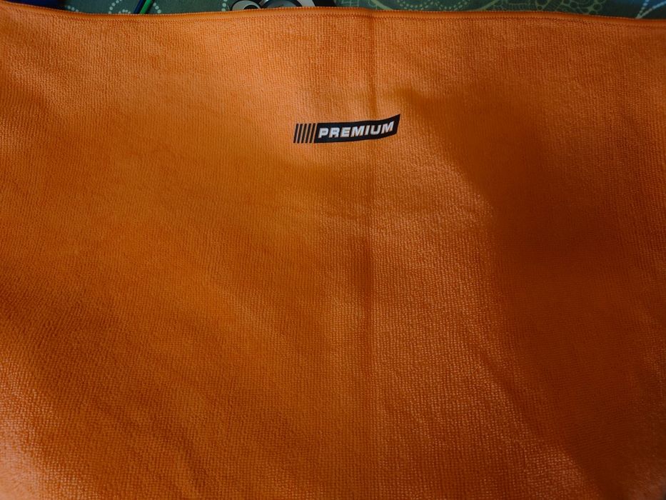 Оранжева плажна хавлия