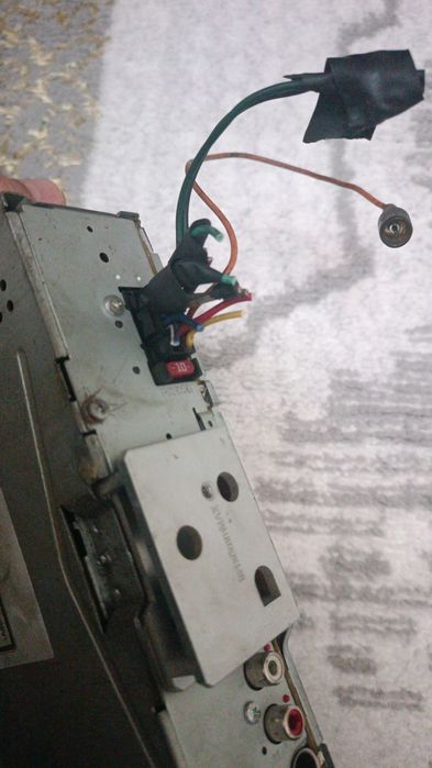 Продам магнитолу