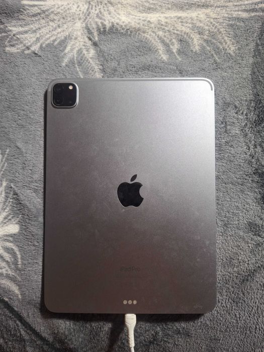 Ipad 11 pro generatia a-4-a
