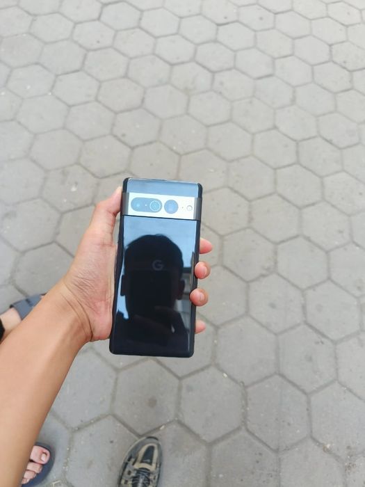 Обменяю Google pixel 7 pro
